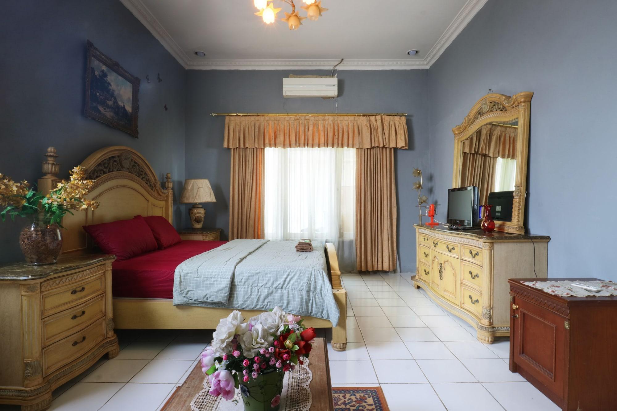 Hotel Sri Manganti 2*